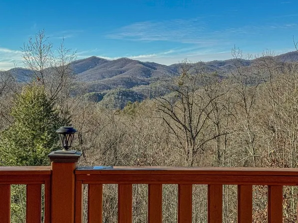 396 Loop Ln, Marble, NC 28905