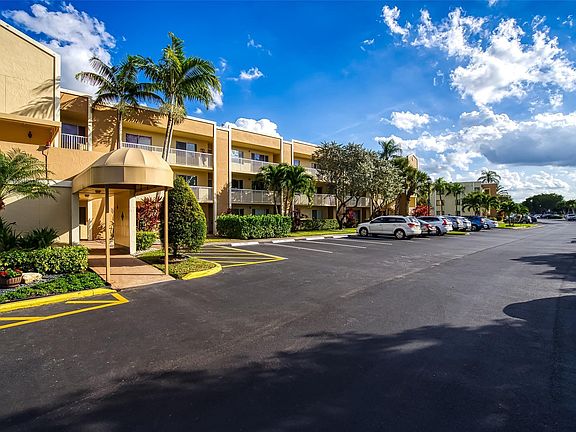 3rd image of 7334 Devon Drive #108