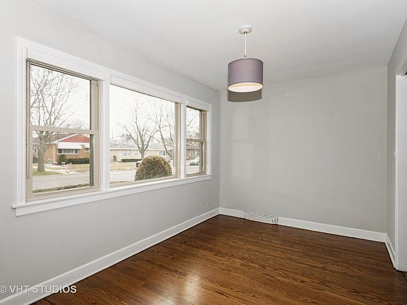 4th image of 7736 Kedvale Ave