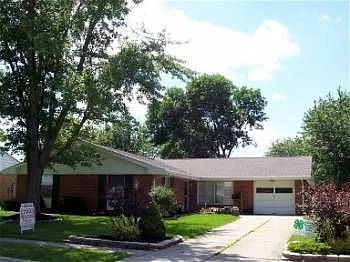 1709 Arlington Dr photo 1