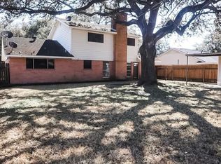 2105 S Fisher Ct, Pasadena, TX 77502