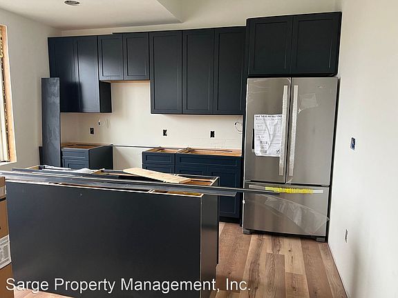 4th image of 102 W 6th St #14303091