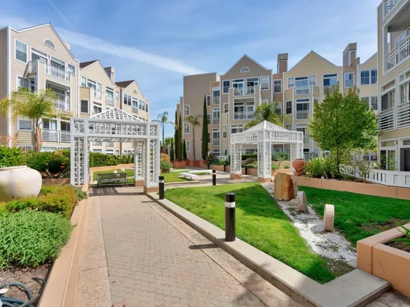 550 Ortega Ave APT B330, Mountain View, CA 94040