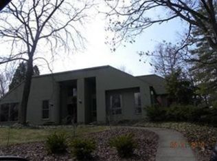 361 Windward Dr, Elyria, OH