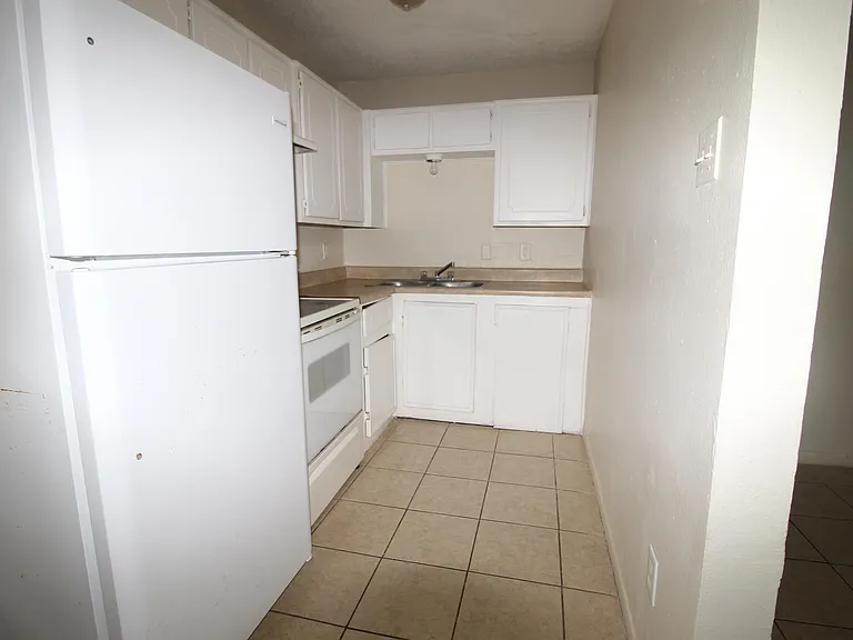 2101_03 Elkins Pl #2101 — Photo 8