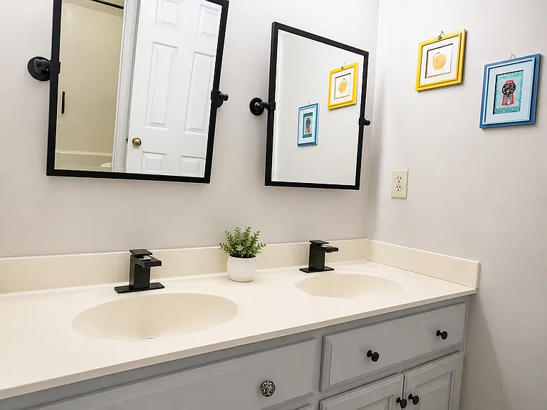 223 Deer Spring Ln — Photo 39