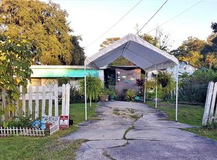 5526 Darlene St, Weeki Wachee, FL 34607