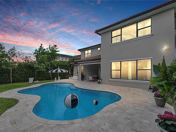 2nd image of 11095 Watercrest Circle