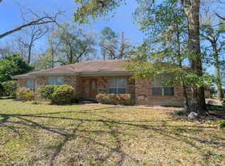 157 Rolling Hills Dr, Conroe, TX 77304