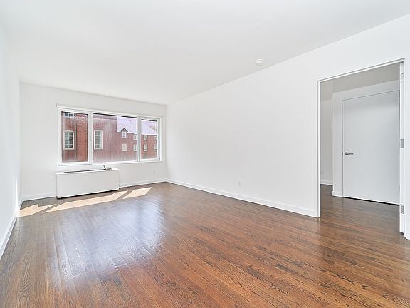 2nd image of 1209 Dekalb Ave APT 106