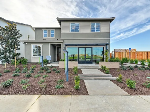 2584 Constellation Cir, Roseville, CA 95747