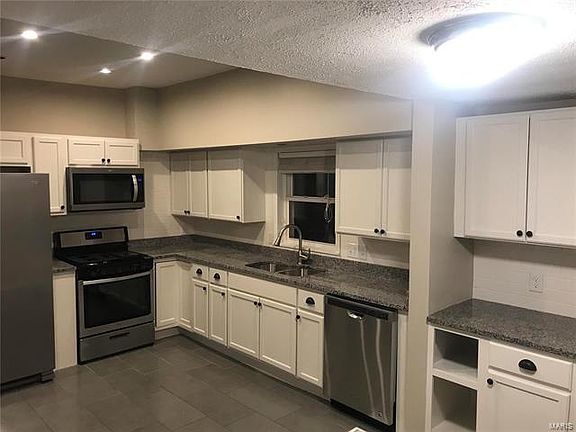 4th image of 5122 Dresden Ave