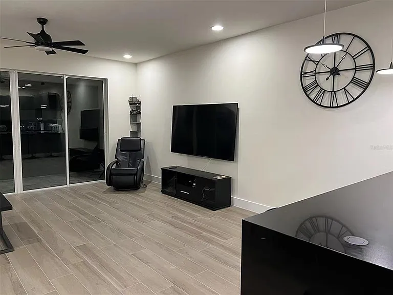 17240 Blessing Dr — Photo 9