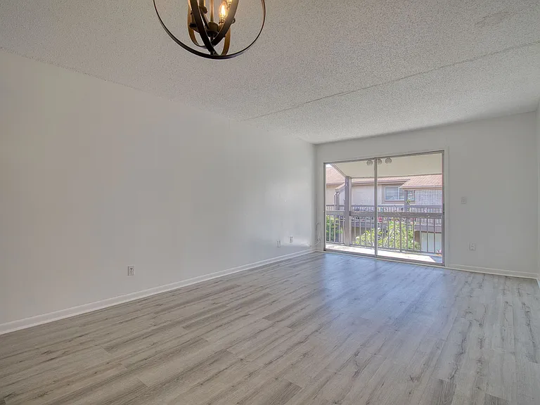 6334 Newtown Cir #34B4 — Photo 5