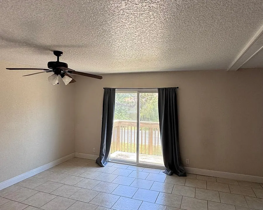 2323 Tree Ridge Ln NE #2323