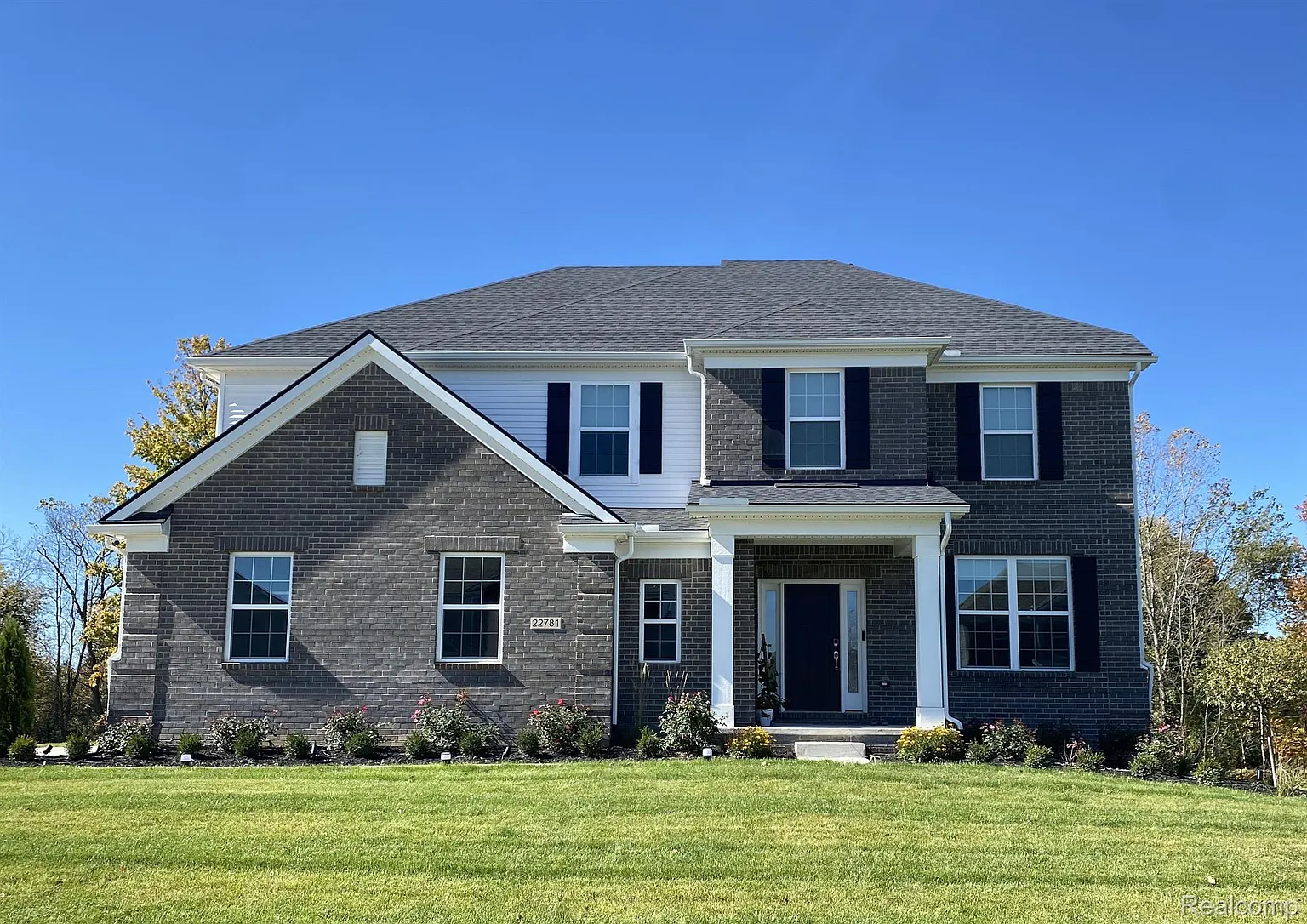 22867 Ronway Ln photo 1