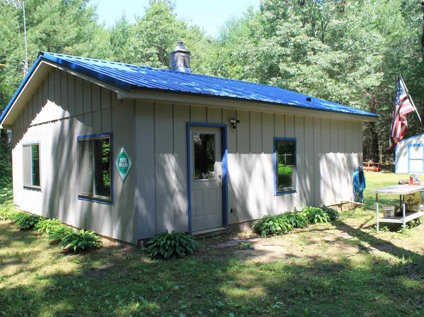 W3956 Bighorn Dr, Redgranite, WI 54970