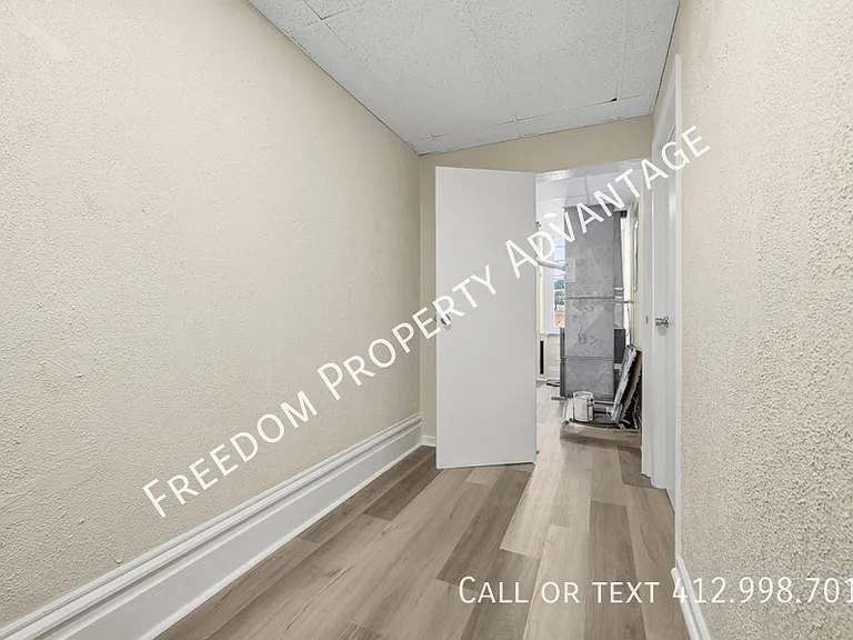 5154 Butler St #2 — Photo 19