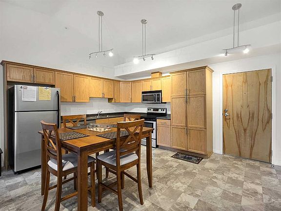 3rd image of 160 E Moberly Rd #409