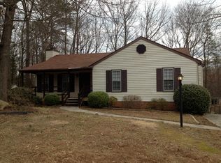 12409 Poplar Forest Dr, Henrico, VA 23238