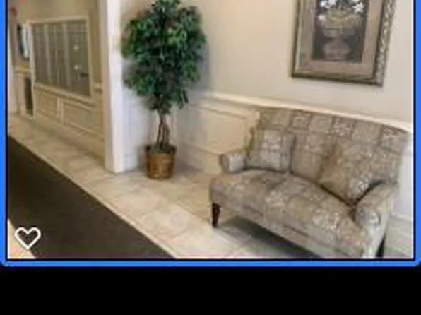 1208 Stratford Cmns, Decatur, GA 30033