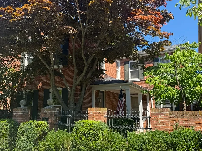 127 Jones St — Photo 2