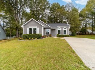 9201 Christina Marie Ct, Charlotte, NC 28213