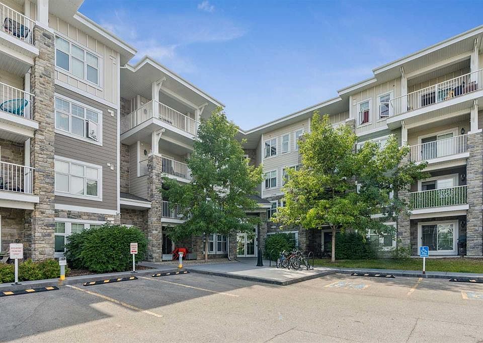 1st image of 11 NW Mahogany Row SE #3317