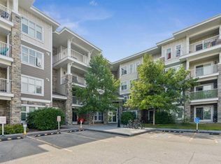 11 NW Mahogany Row SE #3317, Calgary, AB T3M 2L6