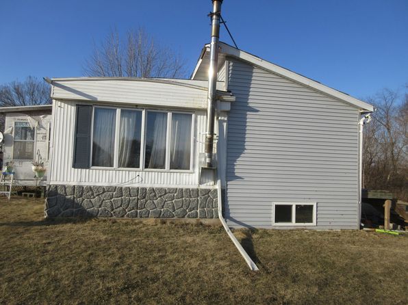 22340 Blue Goose Rd, Chadwick, IL 61014