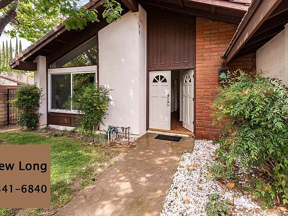 3rd image of 2042 Dewberry Ct