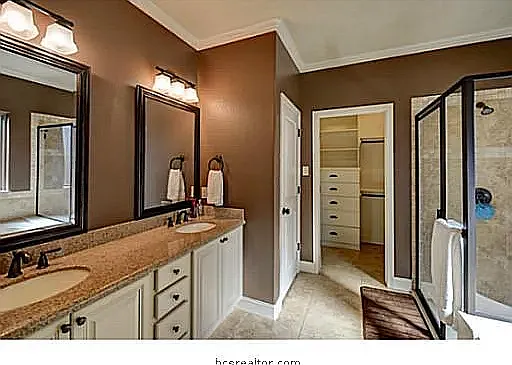 4252 Rocky Rhodes Dr — Photo 10