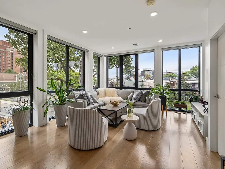 30 Penniman Rd #201