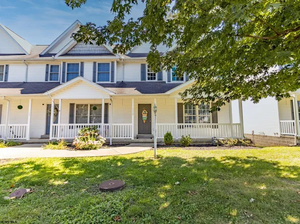 112 Five Forks Dr, Morgantown, WV 26508