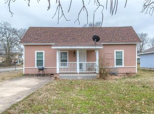 123 W 7th St, Claremore, OK 74017