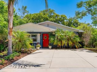 5704 13th St, Zephyrhills, FL 33542
