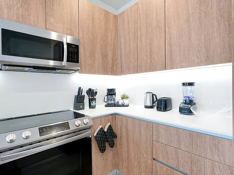 17202 Blessing Dr — Photo 31