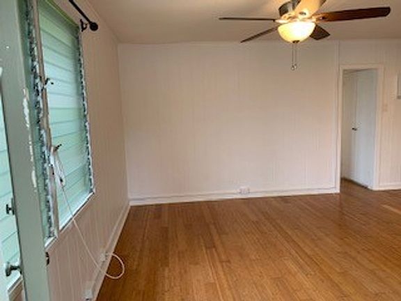 3rd image of 574 Lauiki St