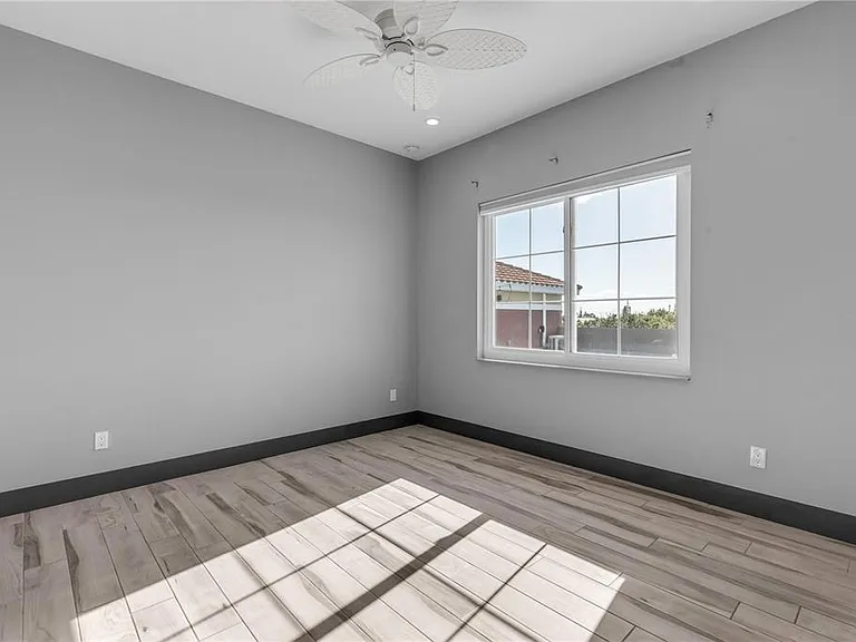 701 E 3rd Ave #PENTHOUSE — Photo 24