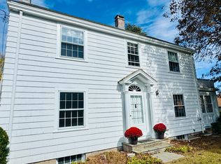 156 Ocean View Ave, Groton, CT 06355