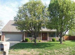 2699 Woodside Dr, Newburgh, IN 47630