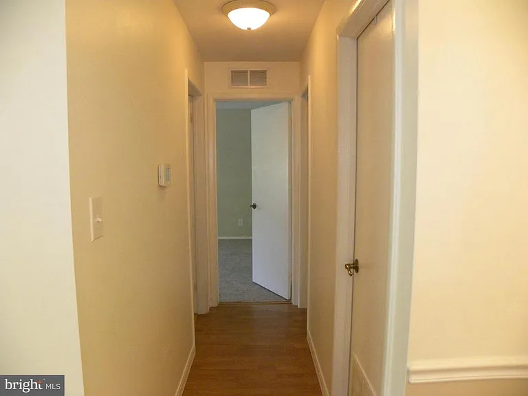 300B Mitten Ln #B — Photo 13