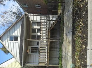 8821 S Cottage Grove Ave, Chicago, IL 60619