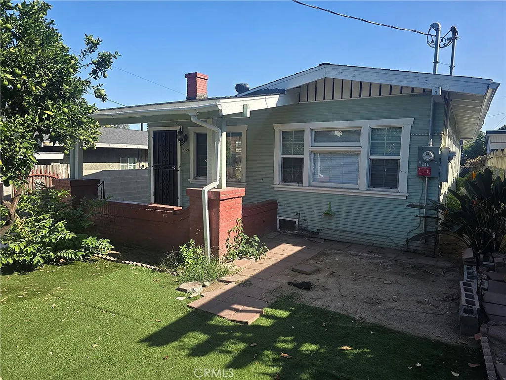 4 bed, 1056 sqft, $3,600 — Photo 2