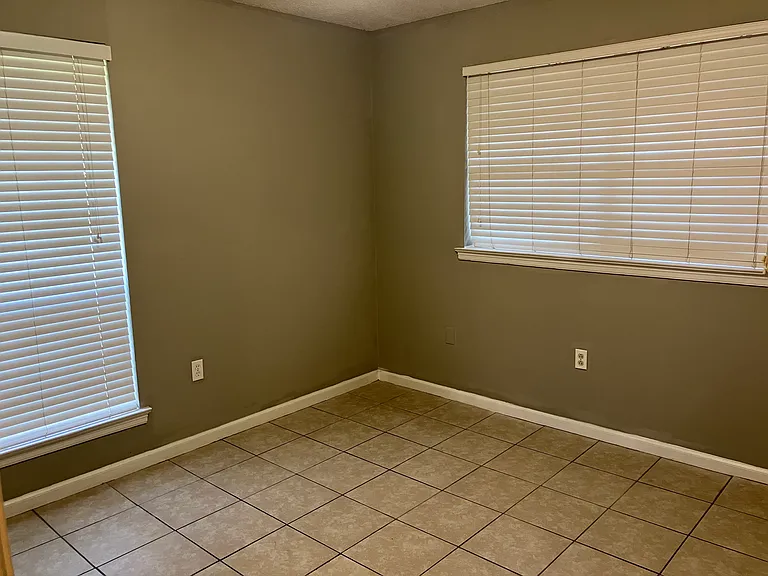 1765 Potwin Dr — Photo 12