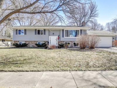 2509 Highland Dr, Burnsville, MN, 55337