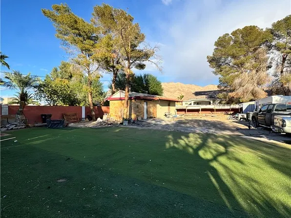 6132 Silver Rd, Las Vegas, NV 89110