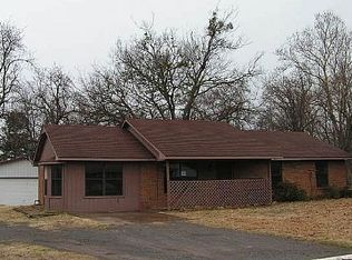 605 SE Railroad St, Fort Gibson, OK 74434