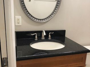 101 Lake Ave NE APT 107, Largo, FL 33771