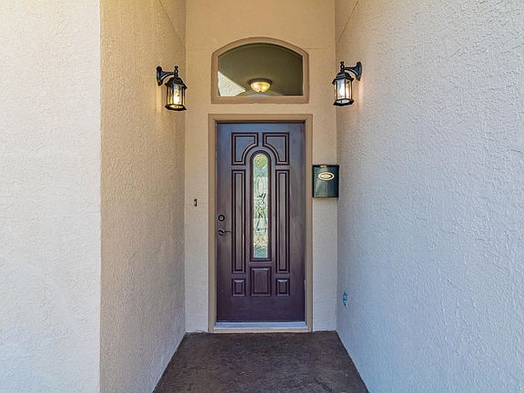 3rd image of 3715 Laguna Ln